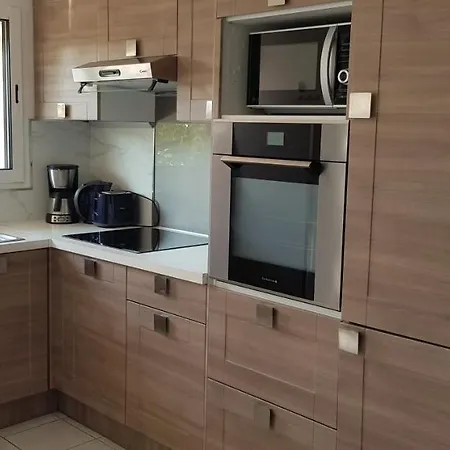 Le Neulos, T2 40m2 Avec Garage Prive, 150 M De La Mer, Avenue Roussillon Canet-plage Canet-en-Roussillon