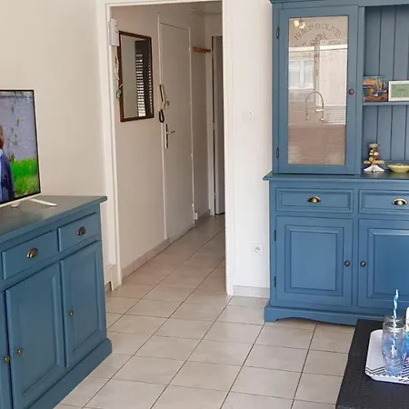 Le Neulos, T2 40m2 Avec Garage Prive, 150 M De La Mer, Avenue Roussillon Canet-plage