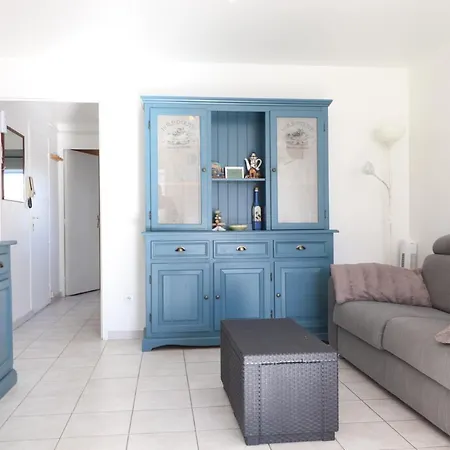 Apartment Le Neulos, T2 40m2 Avec Garage Prive, 150 M De La Mer, Avenue Roussillon Canet-plage