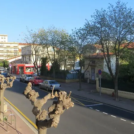 Le Neulos, T2 40m2 Avec Garage Prive, 150 M De La Mer, Avenue Roussillon Canet-plage * Canet-en-Roussillon