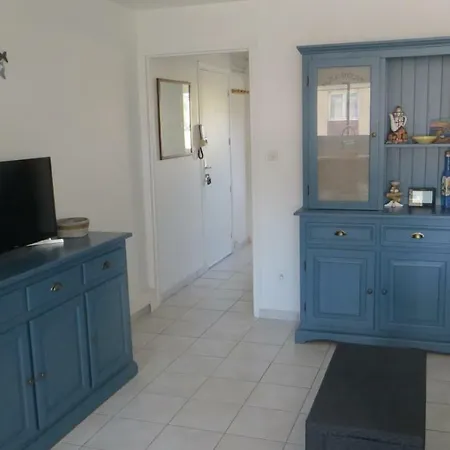 Le Neulos, T2 40m2 Avec Garage Prive, 150 M De La Mer, Avenue Roussillon Canet-plage Canet-en-Roussillon