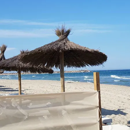 Le Neulos, T2 40m2 Avec Garage Prive, 150 M De La Mer, Avenue Roussillon Canet-plage Apartment *