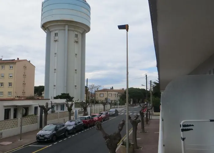 Le Neulos, T2 40m2 Avec Garage Prive, 150 M De La Mer, Avenue Roussillon Canet-plage * Кане