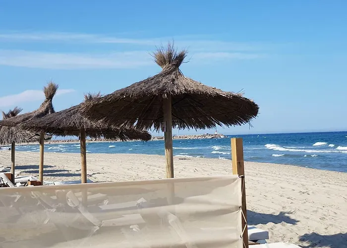 Le Neulos, T2 40m2 Avec Garage Prive, 150 M De La Mer, Avenue Roussillon Canet-plage Апартаменты *